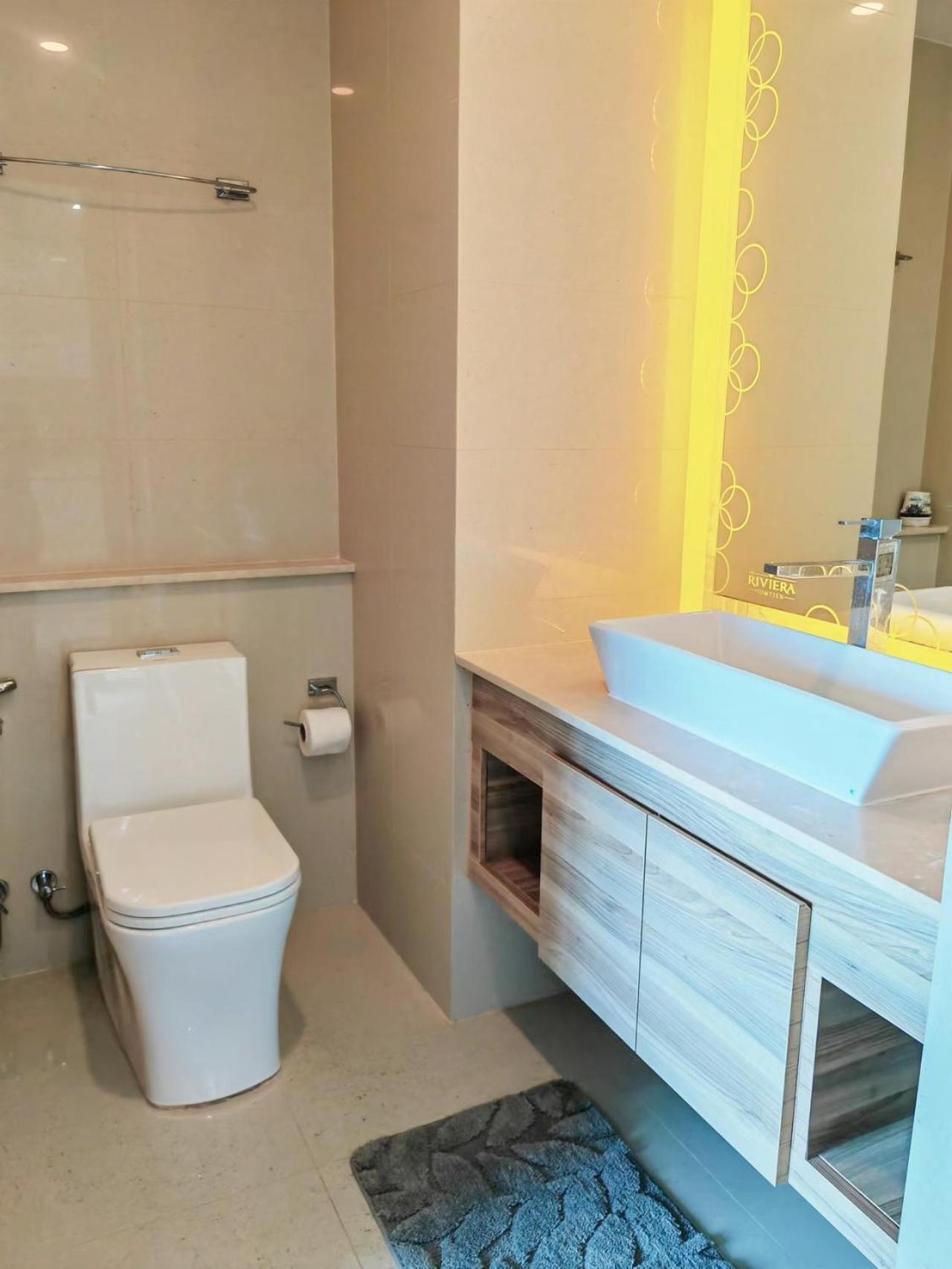 芭提雅高层海景奢华公寓the Riviera Jomtien生香家直达海滩2704 Ngoại thất bức ảnh