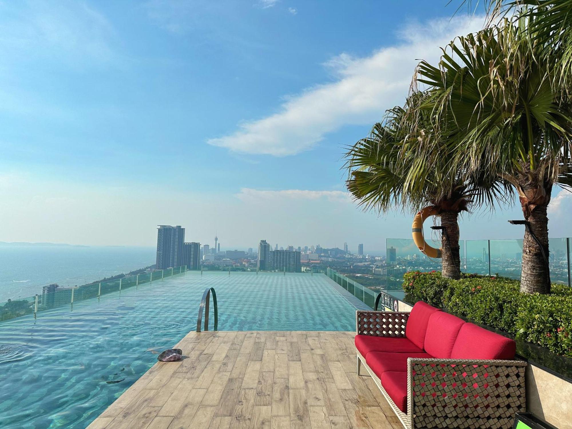 芭提雅高层海景奢华公寓the Riviera Jomtien生香家直达海滩2704 Ngoại thất bức ảnh